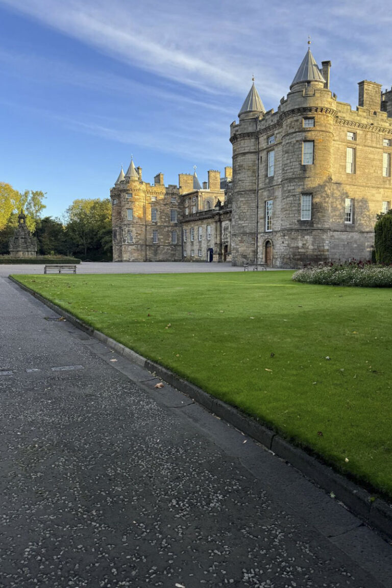 Edinburgh Day Tour