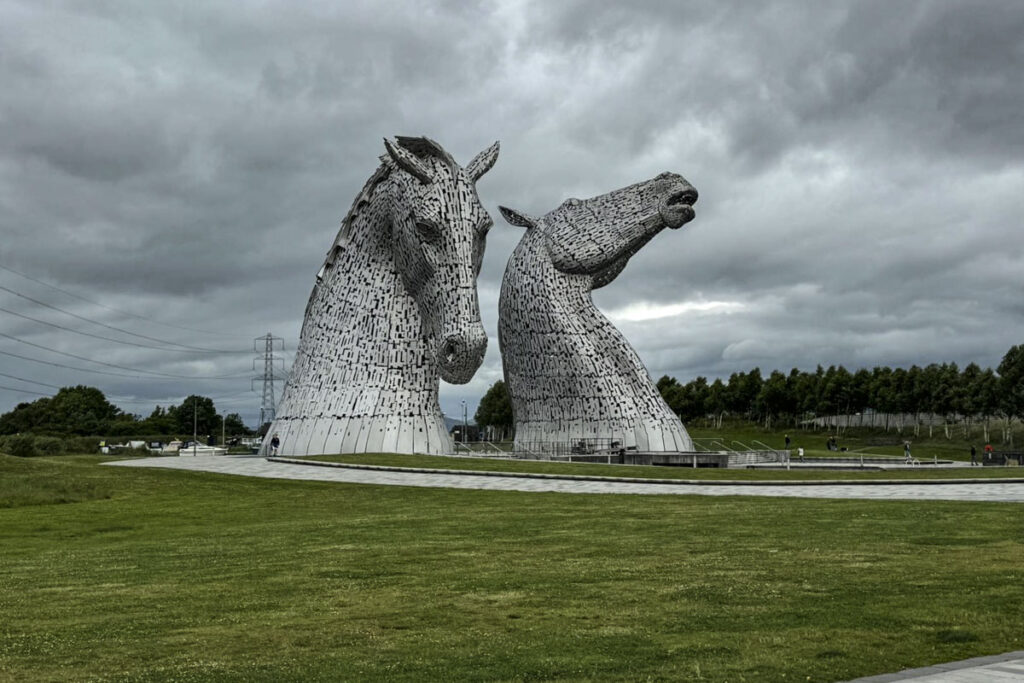Stirling and Loch Lomond Day Tour