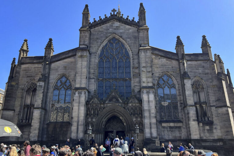Edinburgh Day Tour