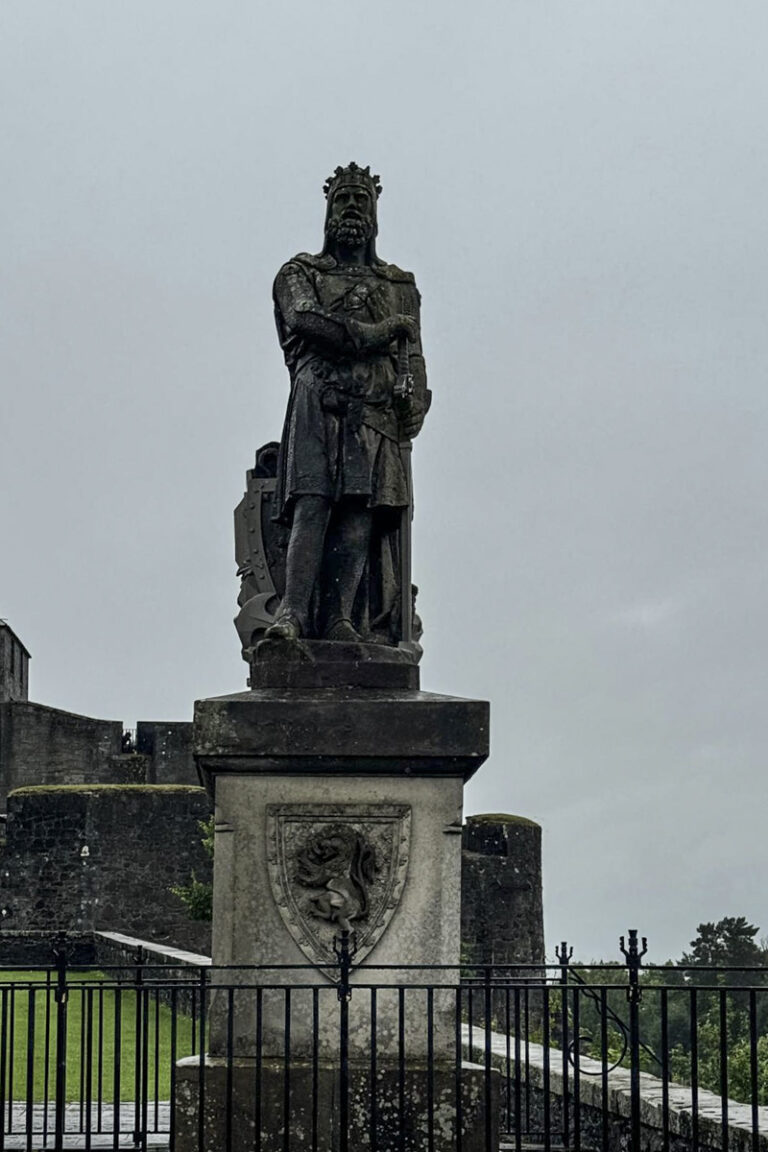 Stirling and Loch Lomond Day Tour